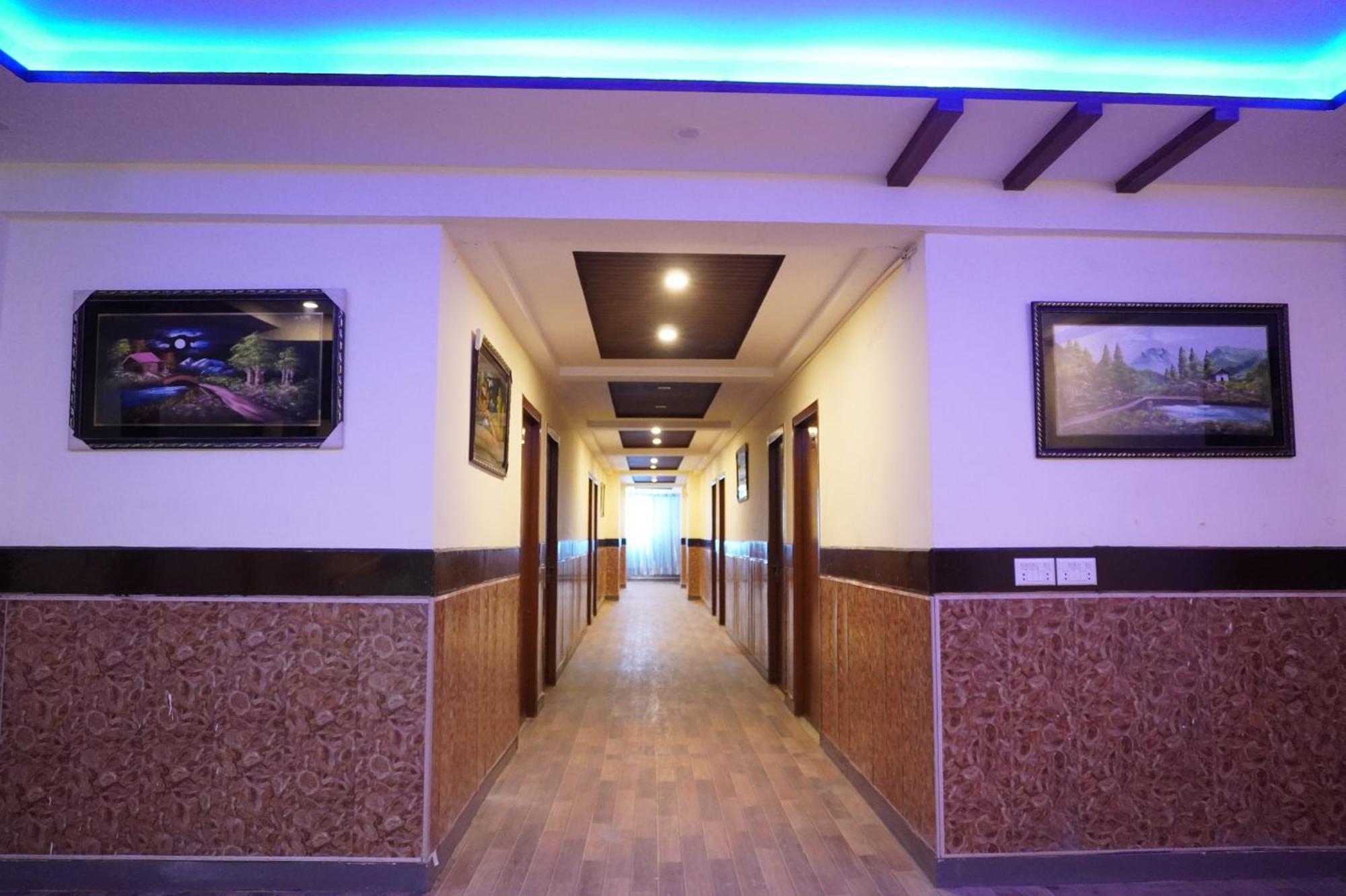 National Hotel Lahore Eksteriør bilde