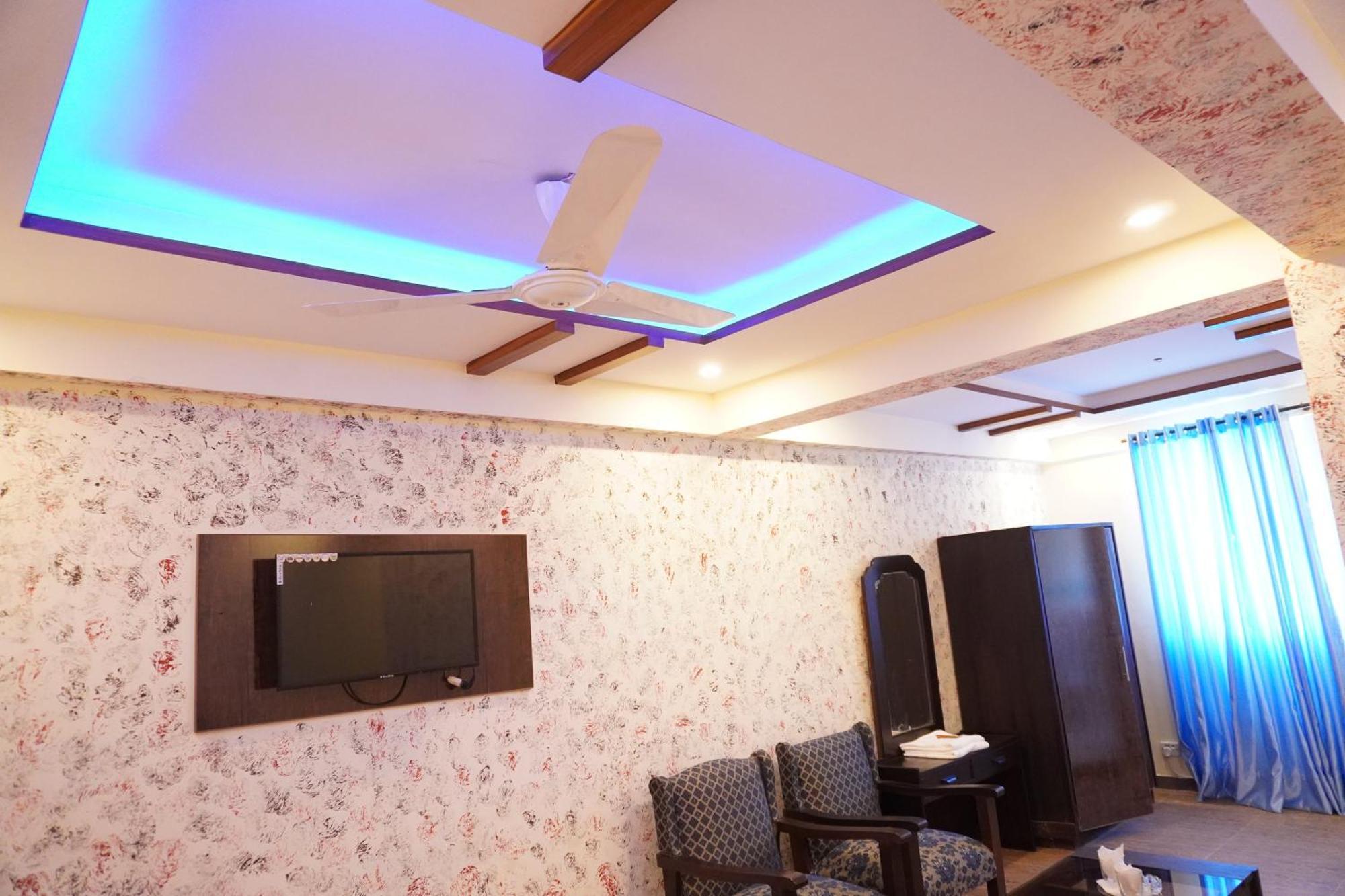 National Hotel Lahore Eksteriør bilde