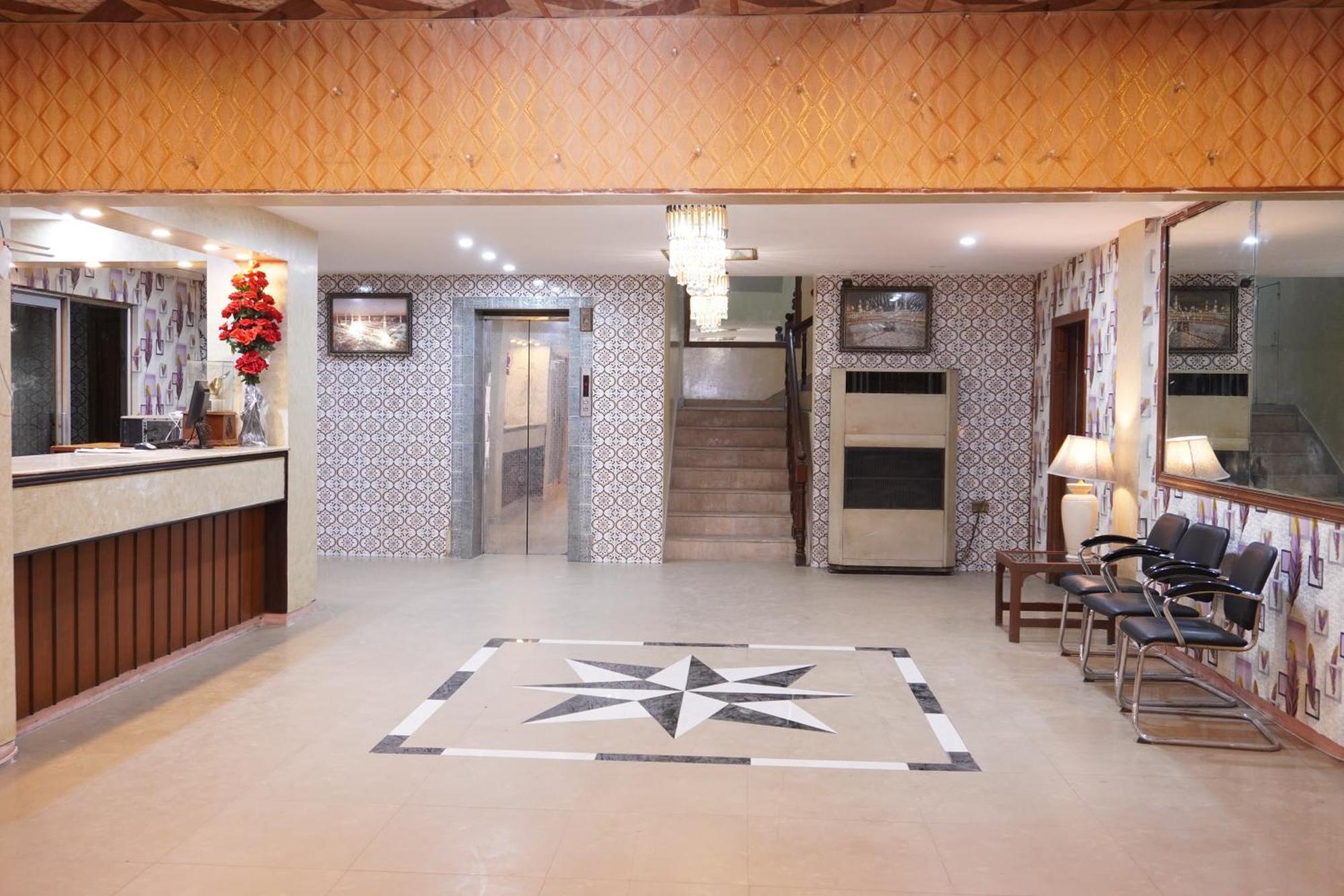 National Hotel Lahore Eksteriør bilde