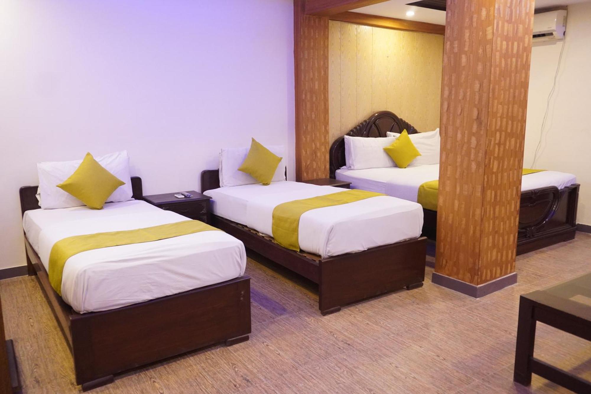 National Hotel Lahore Eksteriør bilde