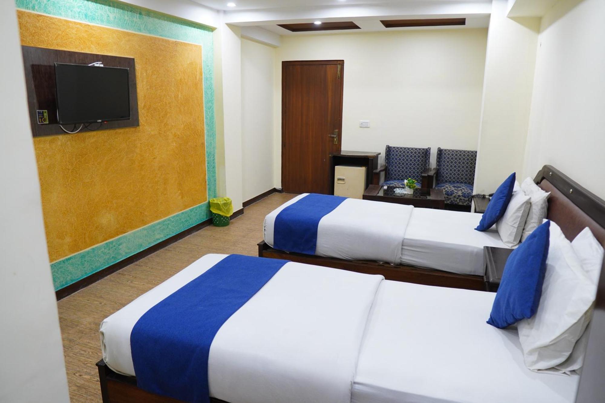 National Hotel Lahore Eksteriør bilde